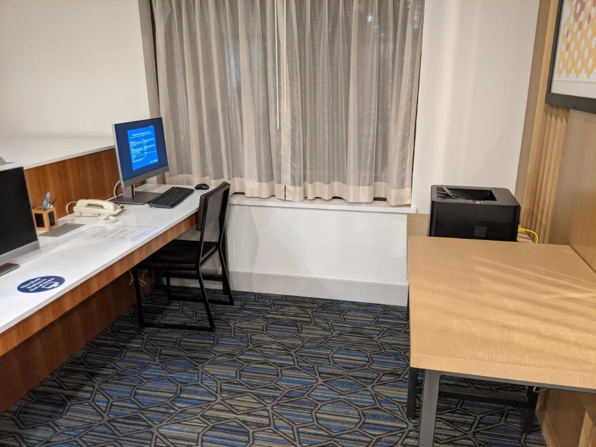 Holiday Inn Express South Burlington By Ihg Екстер'єр фото